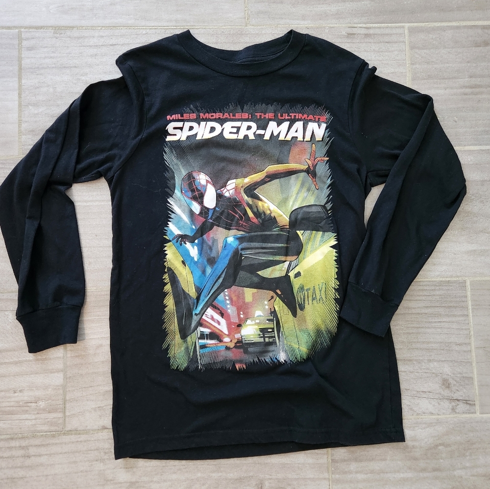 Marvel Spiderman long sleeve tshirt